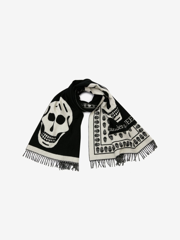 Black/Ivory Women's Oversize Skull On Skull Scarf Fashion Alexander McQueen