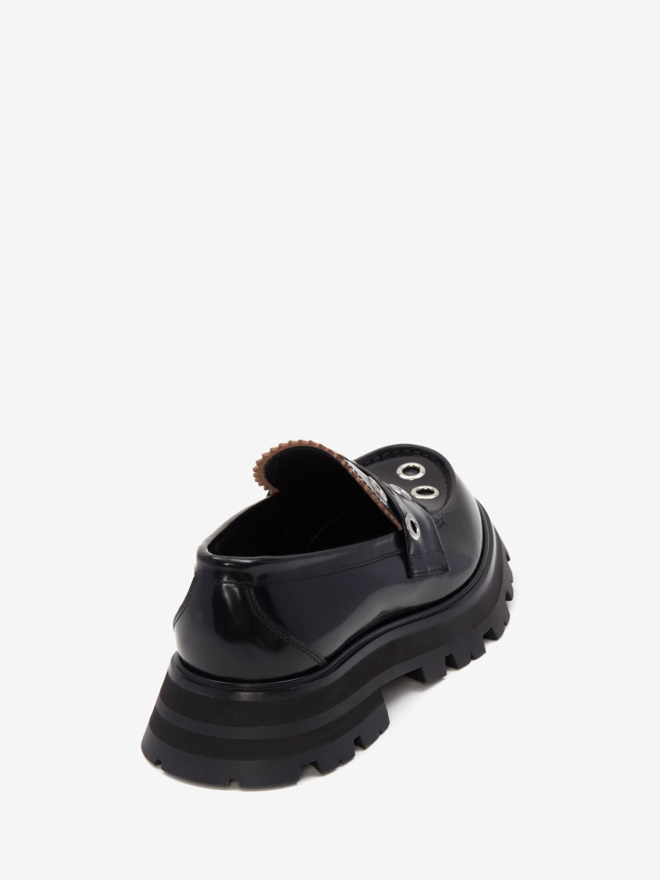 Black/Silver Fashion Alexander McQueen Women's Wander Eyelet Loafer