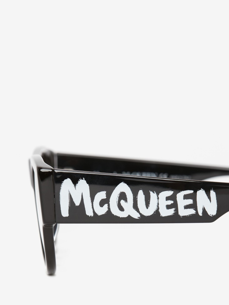 Fashion Alexander McQueen Men's in Graffiti Rectangular Sunglasses Black/White
